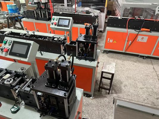 Düzenlenebilir hava basıncı ile özelleştirilmiş Omron Kontrol Hava Filtresi Çerçeve Üretim Makinesi