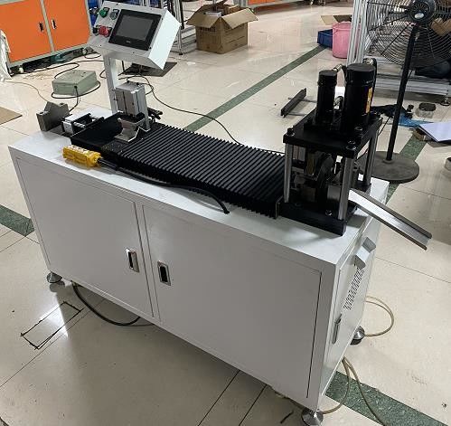 220V Hava Filtresi Yapma Makinesi, 7pa Kart Kapağı Pnömatik Pres Makinesi